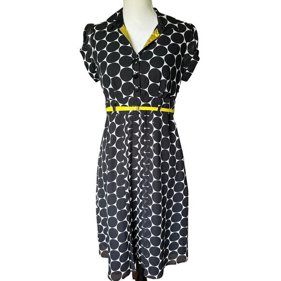 Signature by Robbie Bee Polka Dot Dress size 8P With yellow trim and belt - Picture 1 of 8